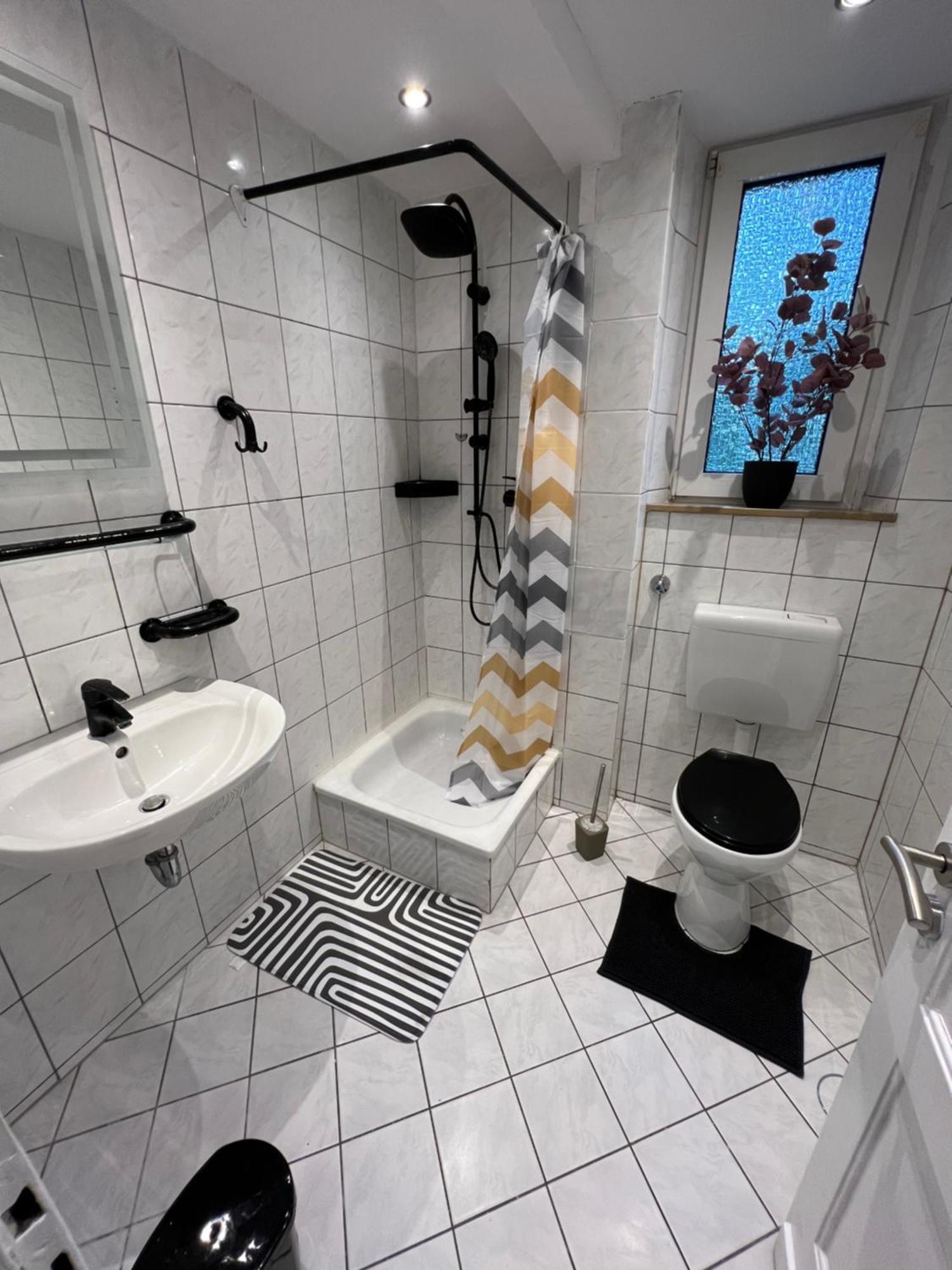 Apartments In Schoener Lage In Moenchengladbach Ngoại thất bức ảnh